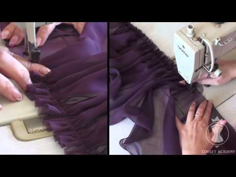 Видео: Как сшить мини-юбку из шифона. Часть 3.