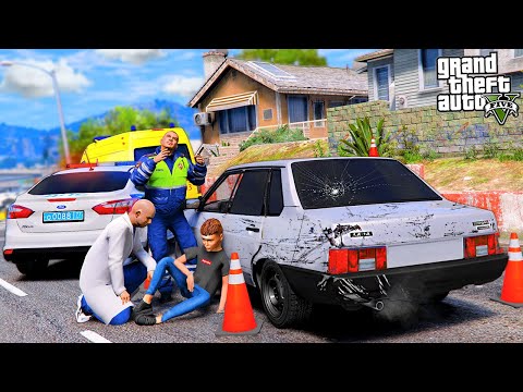 Видео: ОПЕРСКАЯ ЕЗДА В GTA 5 - СЕРЁГА ПОПАЛ В ДТП НА ОПЕРСКОЙ ВАЗ 21099 ВО ВРЕМЯ СУЕТЫ! 🌊ВОТЕР