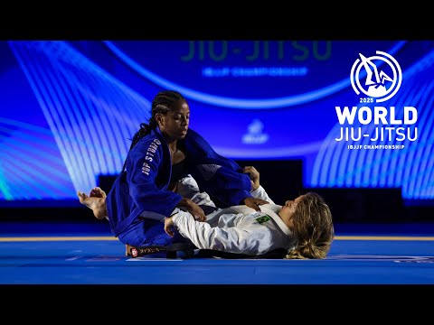 Видео: Майсса Бастос против Марианы Рольшт / Чемпионат мира 2025