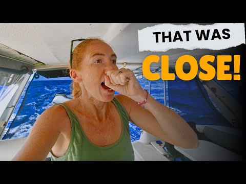 Видео: Плавание по ОПАСНОМУ СРЕДНЕМУ морю! [КРАСНОЕ МОРЬЕ]