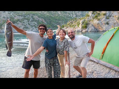 Видео: МЫ ОТПРАВЛЯЕМСЯ В ДАЛЕКИЕ МОРЕ НА ДВУХ ЛОДКАХ!!