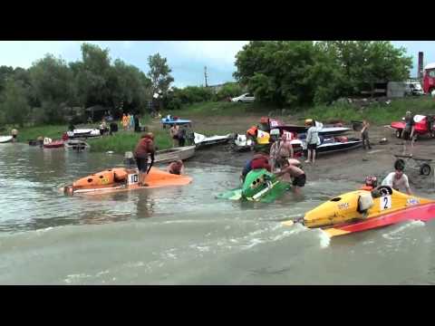 Видео: Водно-моторный спорт в Омске. Областные 12.06.2011