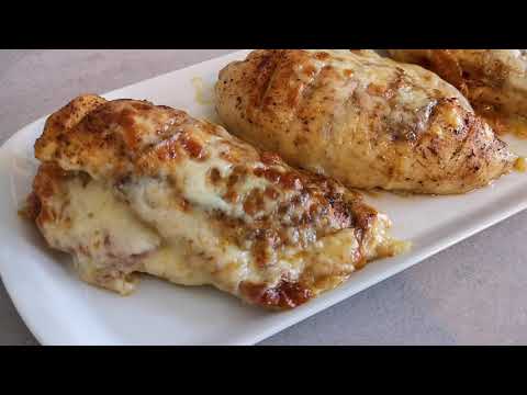 Видео: Пилешки гърди на фурна лесна и вкусна рецепта/Hähnchenbrust im Ofen einfach und lecker 😋