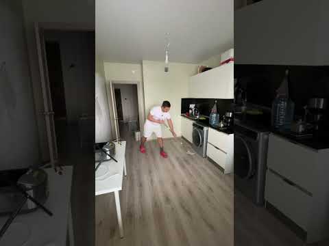 Видео: Обзор на мытье пола