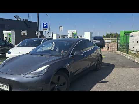 Видео: ДОРОГА ДОДОМУ/ СХІДНИЦЯ - ЧЕРКАСИ НА TESLA MODEL 3 STANDART RAING