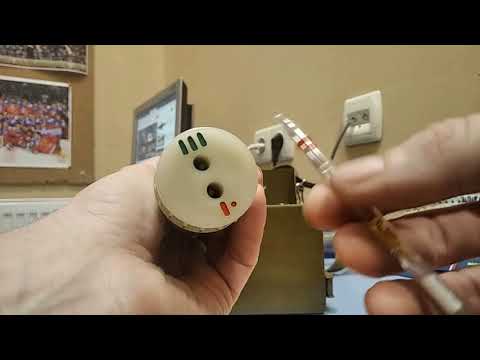 Видео: Обзор войскового прибора химразведки (ВПХР)