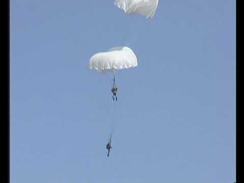 Видео: Выжившие, за три секунды до земли...