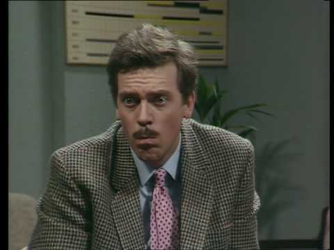 Видео: Шоу Фрая и Лори. Кредит