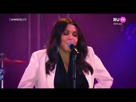 Видео: Ирина Дубцова - "Не целуешь" (Live&Drive Звезды Русского Радио)