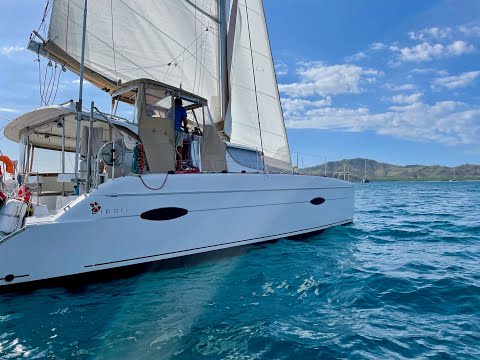 Видео: Просто необыкновенный Fountaine Pajot Lipari 41. Полное описание.