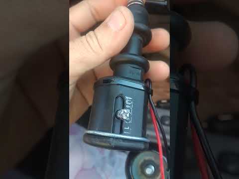 Видео: Ремонт выключателя заднего хода. Лада Калина