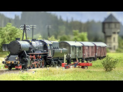 Видео: Одна из самых красивых в Польше модель железной дороги с паровозиками в масштабе 1/87