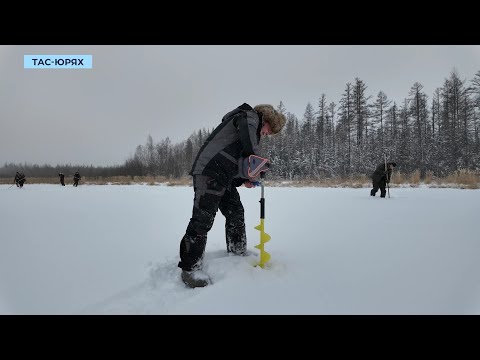 Видео: Рыбный день: традиционная якутская мунха собрала полсотни человек в Тас-Юряхе