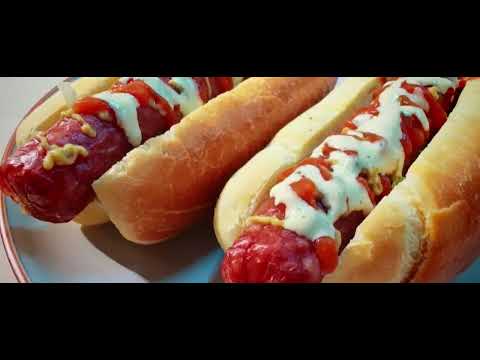 Видео: Секретный рецепт хот-дога: вкусно, быстро и с огоньком!