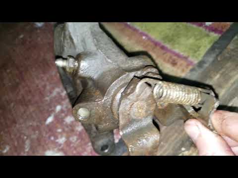 Видео: Задний тормозной суппорт мондео 3, болячка модели