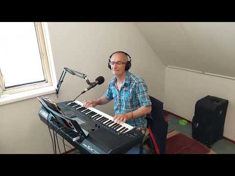 Видео: черемшина  cover Yamaha sx700
