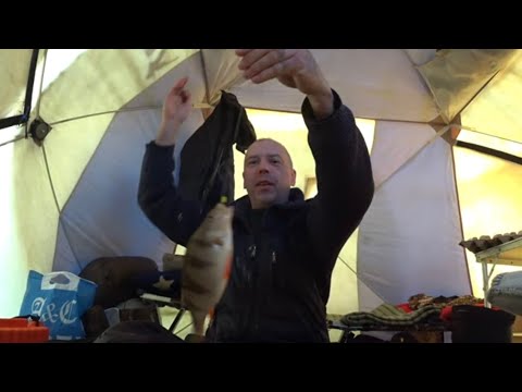 Видео: Один на льду , рыбалка с домашним комфортом ! За хищником на Водохранилище !