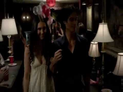 Видео: Дневники вампира-Отпусти её