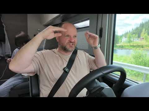 Видео: КЕМПЕР - 3 серія | рух на серпантинах та "привітливі" норвежці | 1-AUTO Live