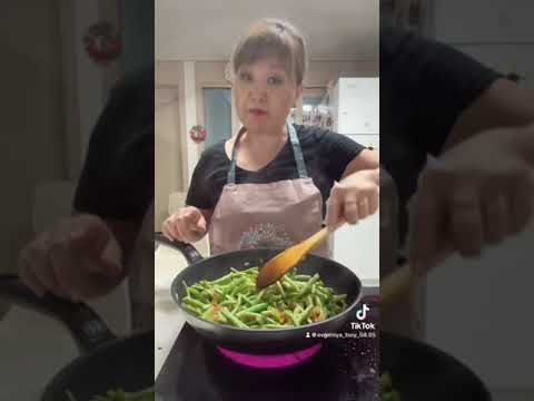 Видео: Фасоль жареная по-корейски на зиму