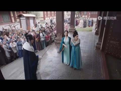 Видео: Золушка публично раскрывает истинное лицо злой хозяйки, все ошеломлены