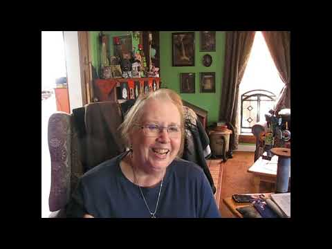 Видео: Stitchywitch42, #222, день жутких причёсок