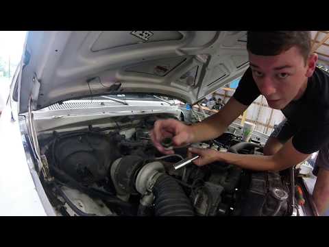 Видео: Замена инжектора Cummins первого поколения