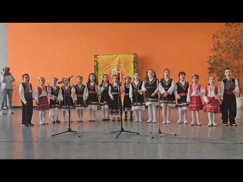 Видео: Вокална група "Калинки"          "Комарко се женеше" народна песен