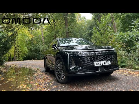 Видео: Обзор и тест-драйв Omoda 9 SHS UK 2025 года