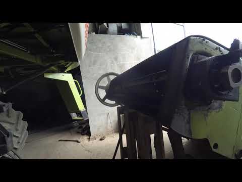 Видео: комбайн    CLAAS mega   початок ремонту