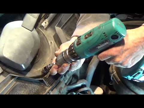 Видео: Не работает вентилятор печки Mercedes-Benz W124. Часть 1