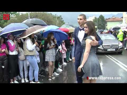 Видео: Парад на абитуриентите на НПГ "Д. Талев" гр. Гоце Делчев
