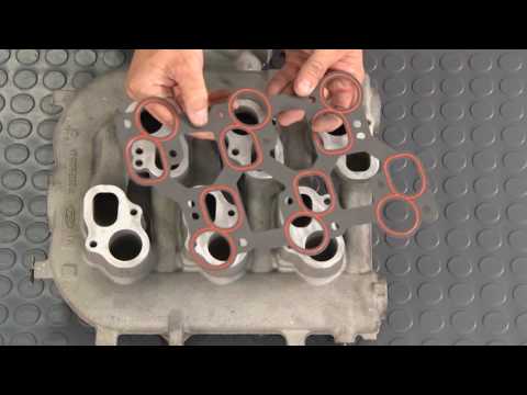 Видео: Замена прокладки впускного коллектора - Mustang