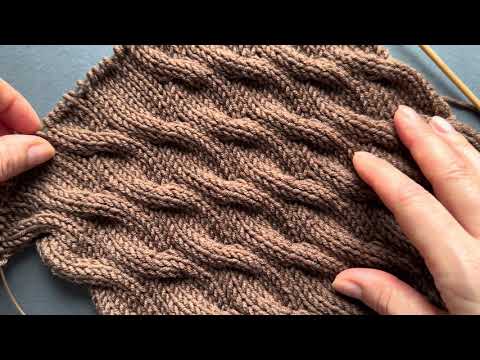 Видео: ✨ Роскошные косы без стяжки: секрет идеального вязания! 🧶
