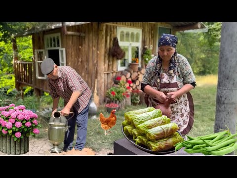 Видео: Лучший Ужин от Бабушки: Голубцы и Жареная Фасоль (Простой Рецепт) 🍲❤️