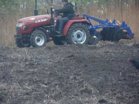 Видео: Борона АГД-1.3 + трактор DW244T (продовження)