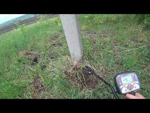 Видео: ГДЕ СТОЛБЫ ВСЕГДА ЕСТЬ МЕТАЛЛ И ЖЕЛЕЗО! ПРОВЕРЕНО 100% КОПАТЬ НАДО ТАМ!