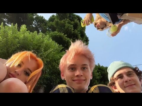 Видео: Даня Милохин / Danya Milokhin - стрим с Дримтимом на аттракционах в Казахстане, 07.07.2022 г