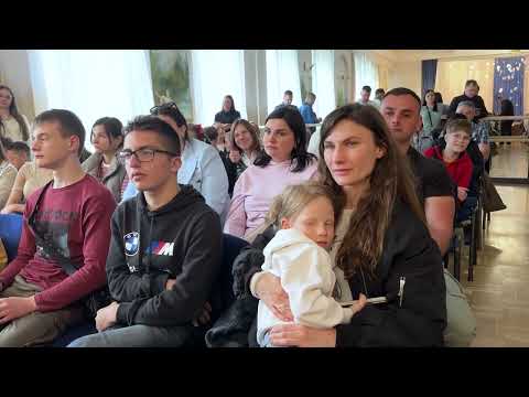 Видео: Свято до Дня Мами