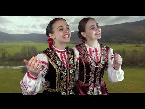 Видео: Екатерина Лесовая и Анастасия Шапочкина "Шел казак на побывку домой"