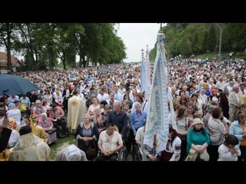 Видео: Святе Причастя ч.2 - Крехівський монастир - Проща - 21.05.2017