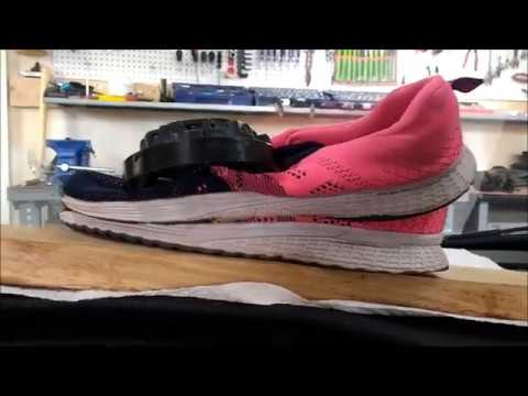 Видео: Исправление деформации приборной панели Mazda 3........