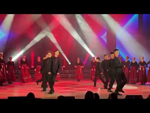 Видео: "Во горенке во новой"  Хор русской песни ВОМК им. А.П. Бородина (г. Владимир) .