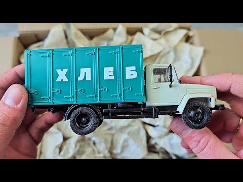 Видео: Открываю четвертую большую коробку с модельками 1/43. Часть 4. Про машинки ENG ESP SUB