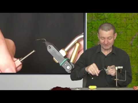 Видео: Сибирская мушка.  ч. 1 Понятие и основы ч. 2 Традиционные нимфы  HD