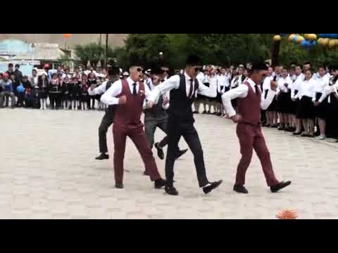 Видео: Флешмоб 2021 Выпускники