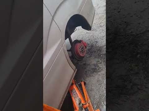 Видео: сход развал задних колёс на Тойота Альфард итоги лета 2022года.