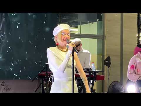 Видео: Моя Мишель - Зачем я? (Live, Казань, 27.08.22)