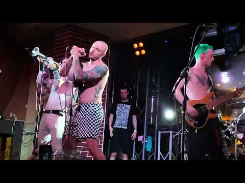 Видео: Гудтаймс - Слишком стар (Live, Ижевск, 13.11.22)