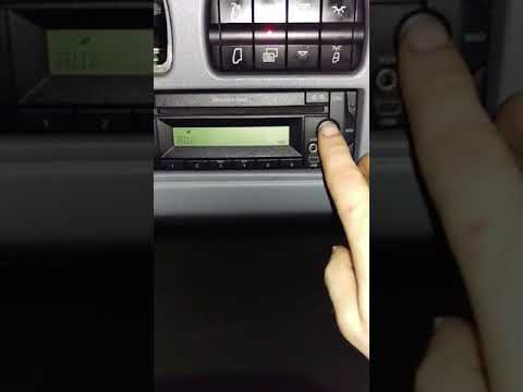 Видео: Код магнитолы Mersedes Actros
